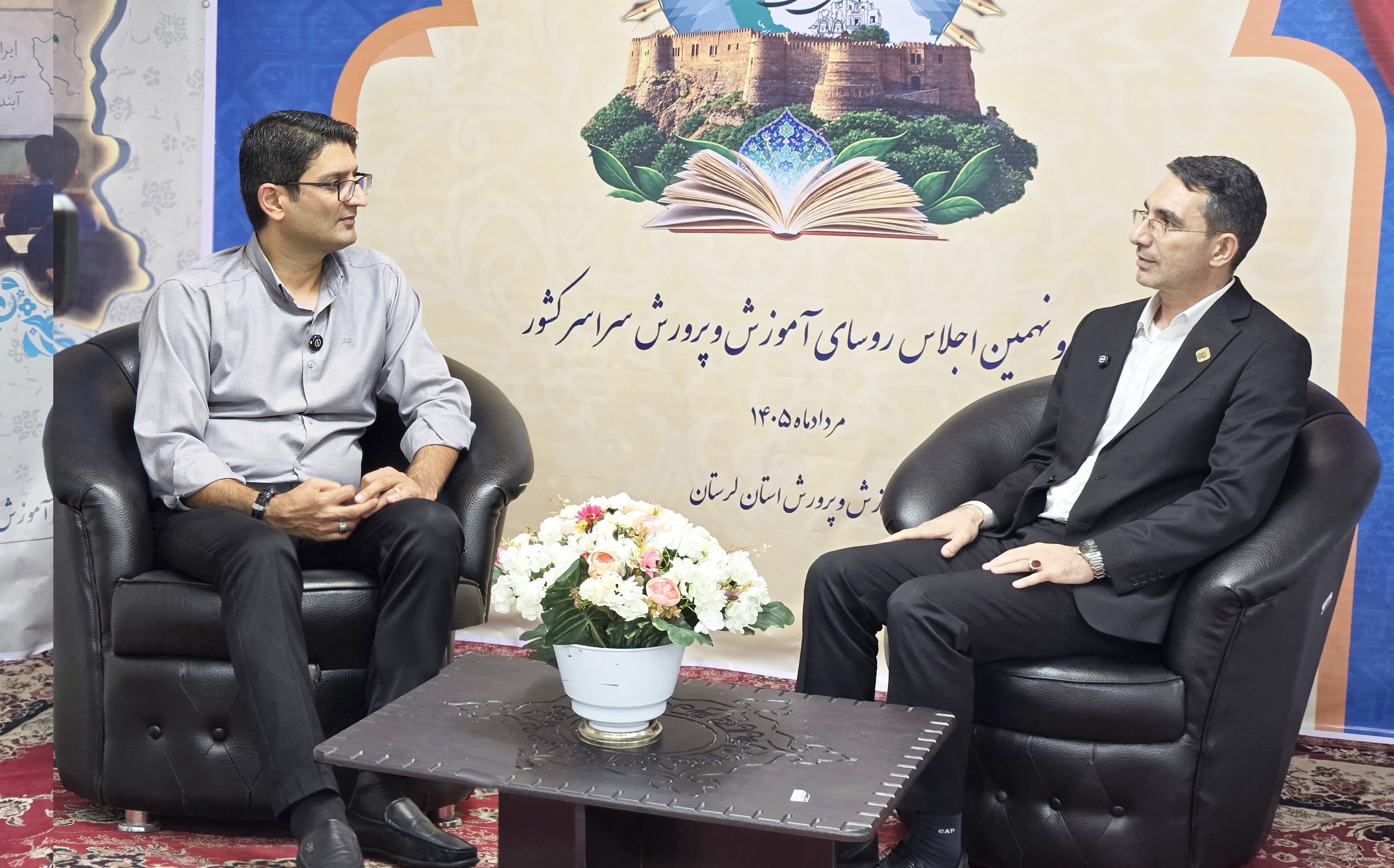 مدارس هیئت‌امنایی حق دریافت وجه ندارند